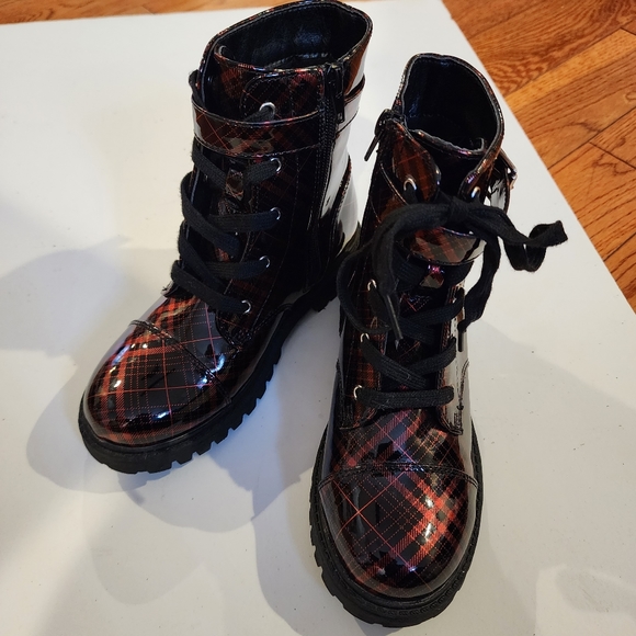 Girls red and black ankle boots size 1 - Picture 10 of 12